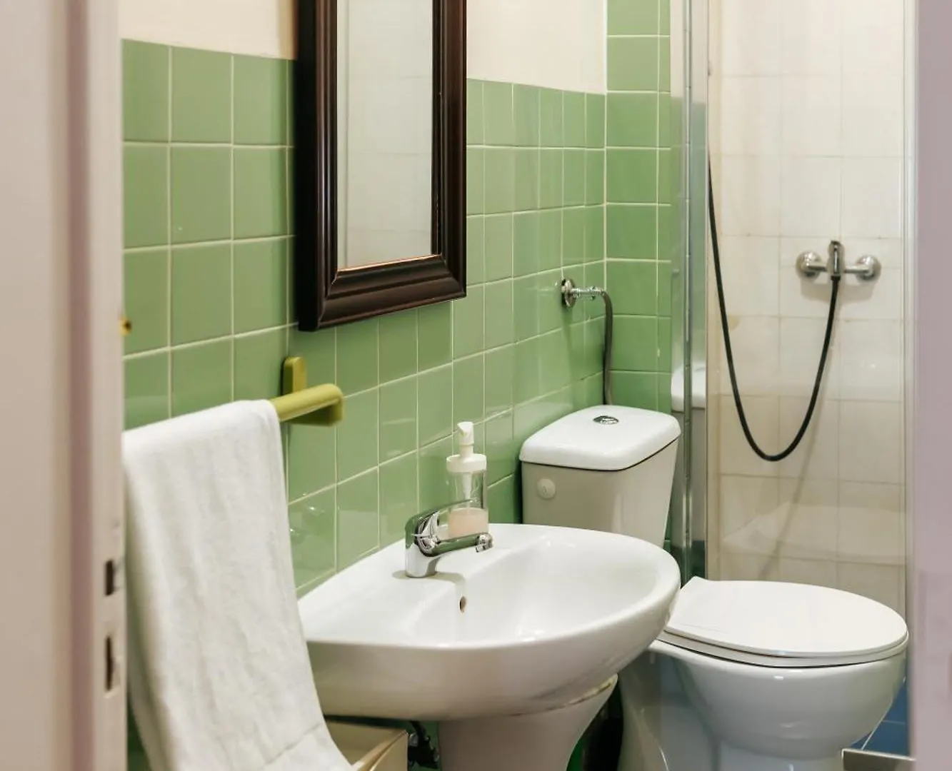 Homestay Aquilla Family Room 204 Lisbon